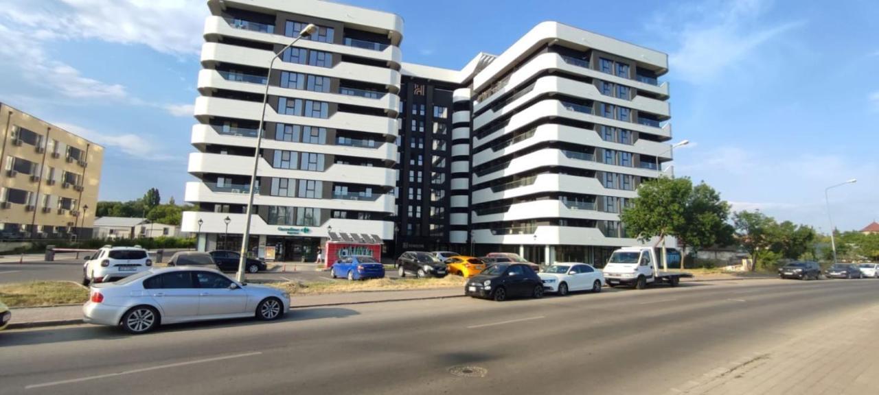 ياش Near Airport 2 Rooms Apartments In Himson المظهر الخارجي الصورة