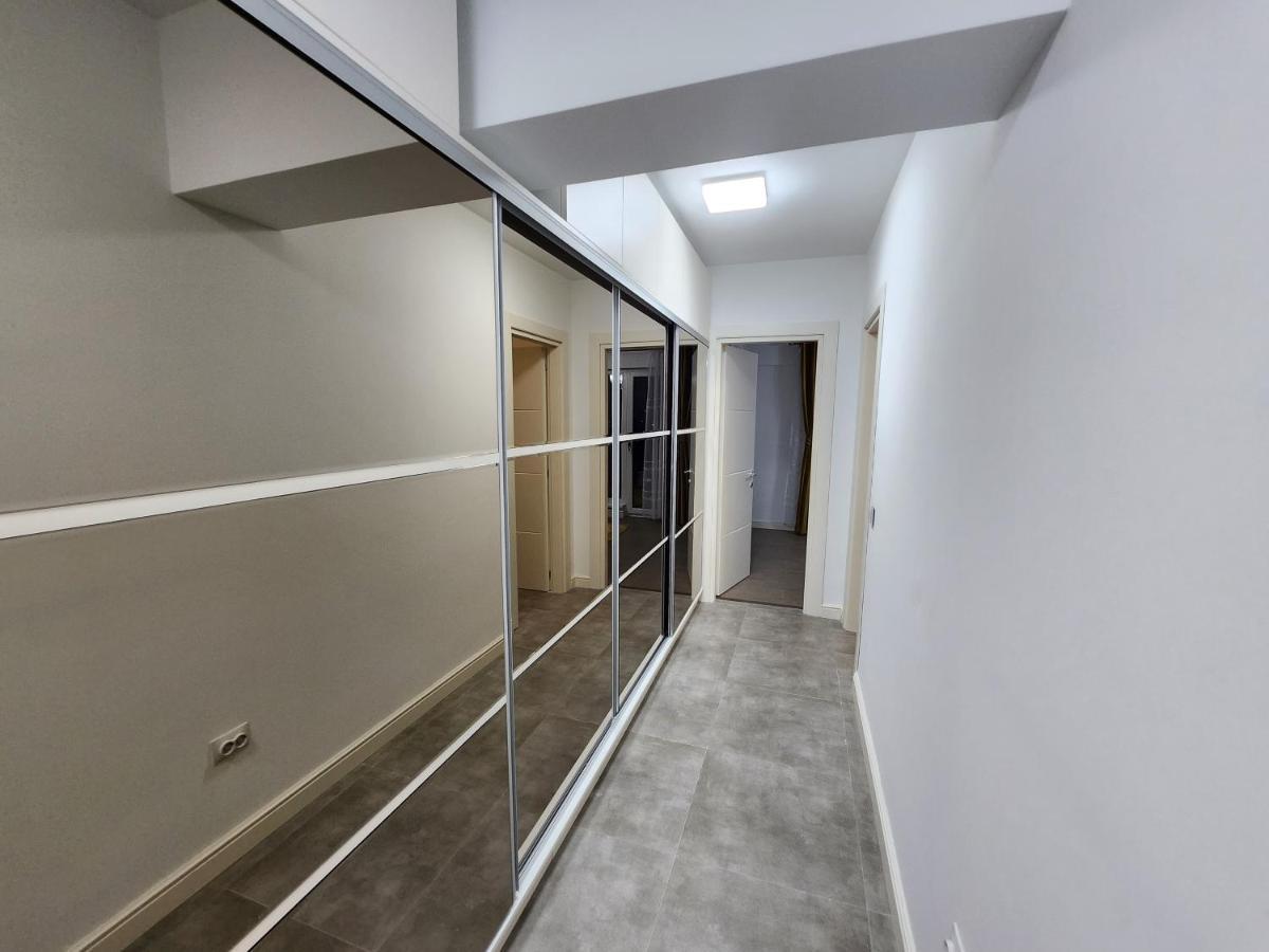 ياش Near Airport 2 Rooms Apartments In Himson المظهر الخارجي الصورة