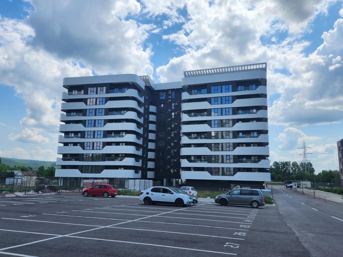 ياش Near Airport 2 Rooms Apartments In Himson المظهر الخارجي الصورة