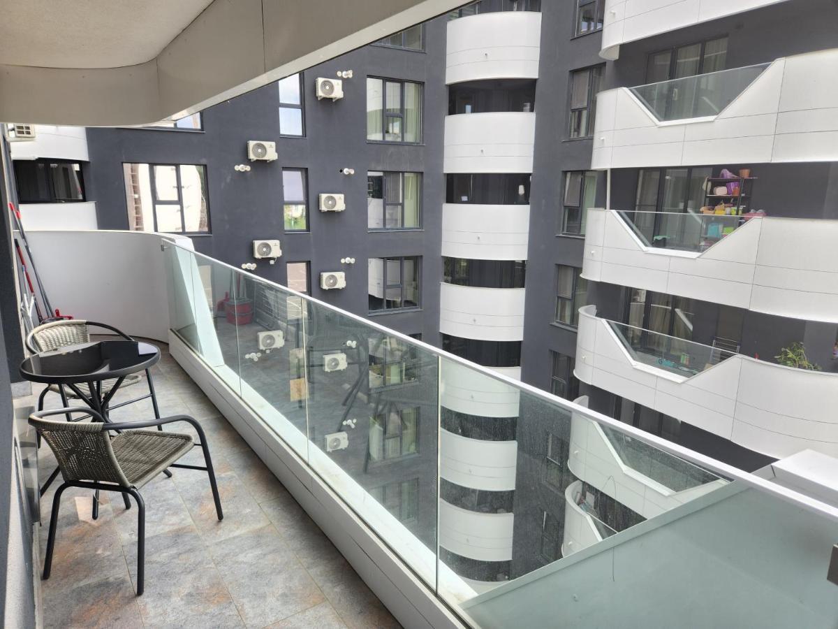 ياش Near Airport 2 Rooms Apartments In Himson المظهر الخارجي الصورة
