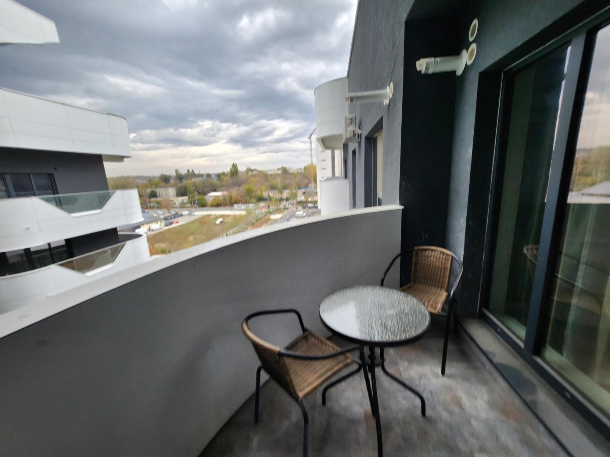 ياش Near Airport 2 Rooms Apartments In Himson المظهر الخارجي الصورة